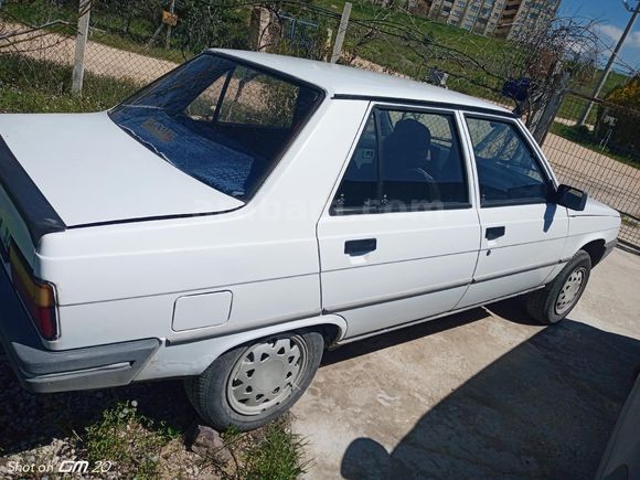 İlk Sahibinden Renault R 9 1.4 Spring 1992 Model