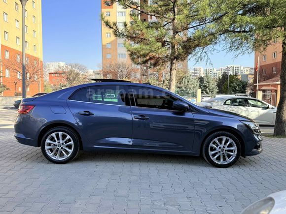 FULL+FULL CAM TAVAN Megane 1.3 TCe Icon 2020 Model 