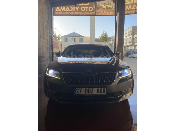 Sahibinden Skoda SuperB 1.6 TDI Prestige 2017 Model  250.000 km Füme