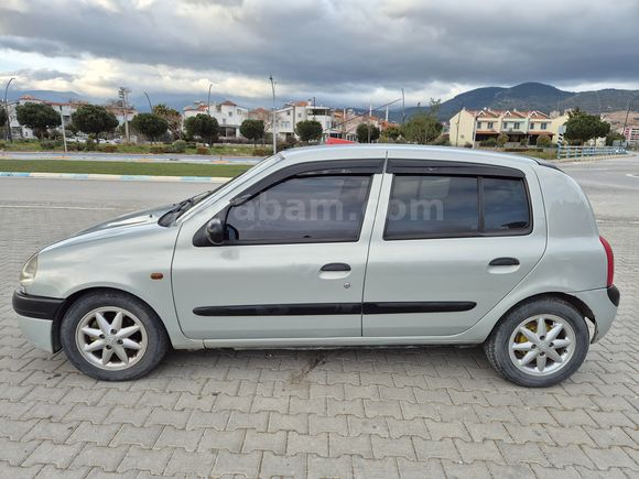 SAHİBİNDEN RENAULT CLİO II 1.6 RXT