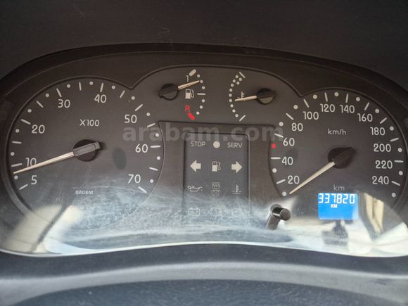 SAHİBİNDEN RENAULT CLİO II 1.6 RXT