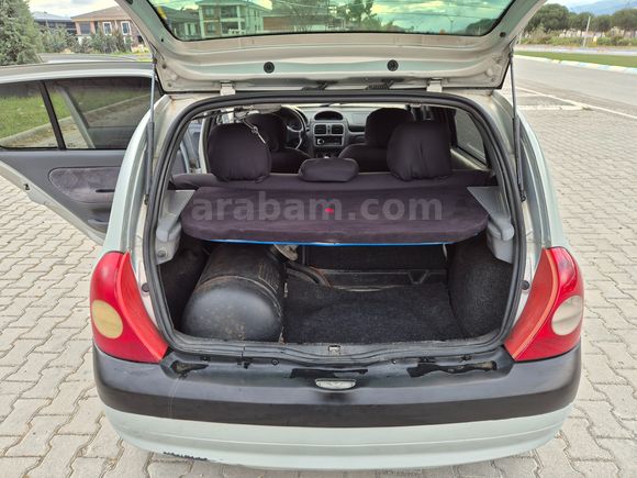SAHİBİNDEN RENAULT CLİO II 1.6 RXT
