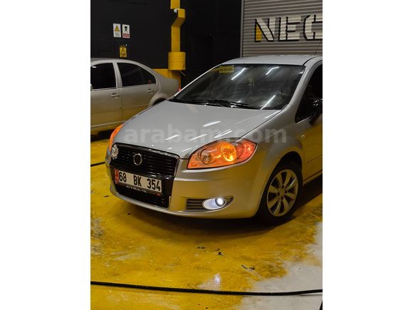 Sahibinden Fiat Linea 1.4 Fire Active Plus 2011 Model  214.000 km Gri (Gümüş)