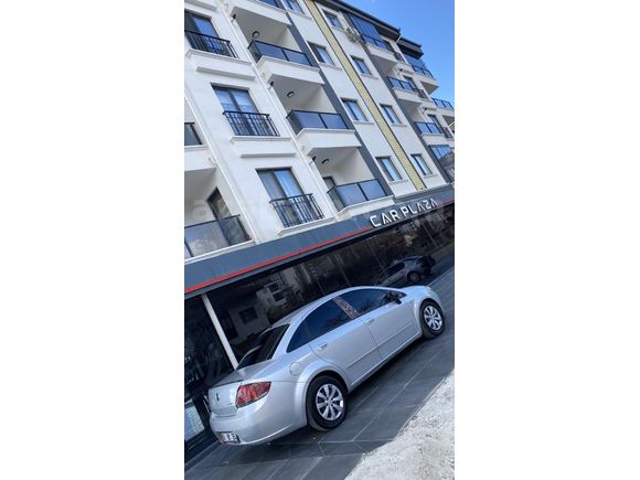 Sahibinden Fiat Linea 1.4 Fire Active Plus 2011 Model  214.000 km Gri (Gümüş)
