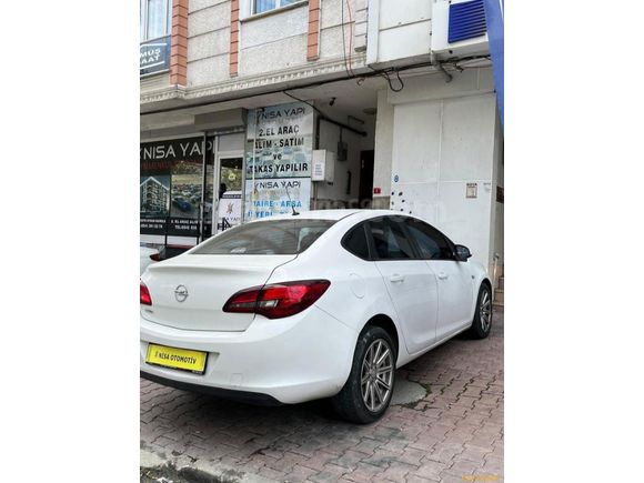 Sahibinden Opel Astra 1.3 CDTI Edition 2013 Model  191.000 km Beyaz