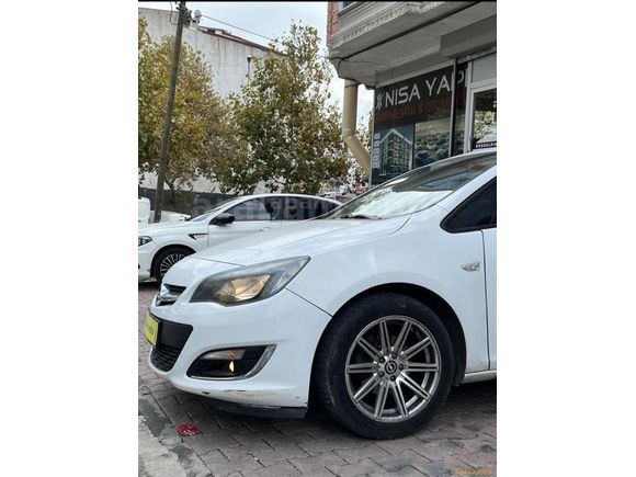 Sahibinden Opel Astra 1.3 CDTI Edition 2013 Model  191.000 km Beyaz