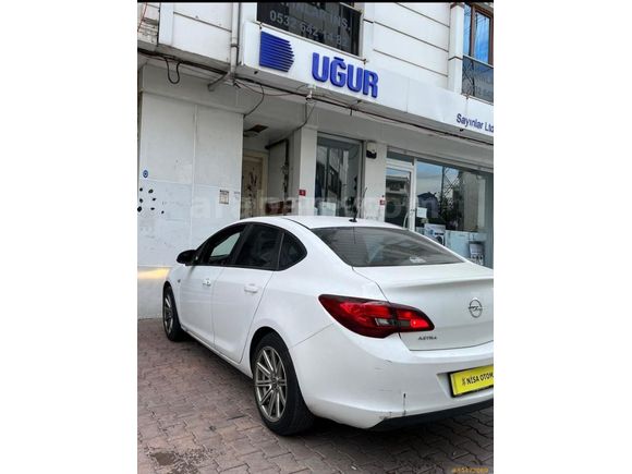 Sahibinden Opel Astra 1.3 CDTI Edition 2013 Model  191.000 km Beyaz