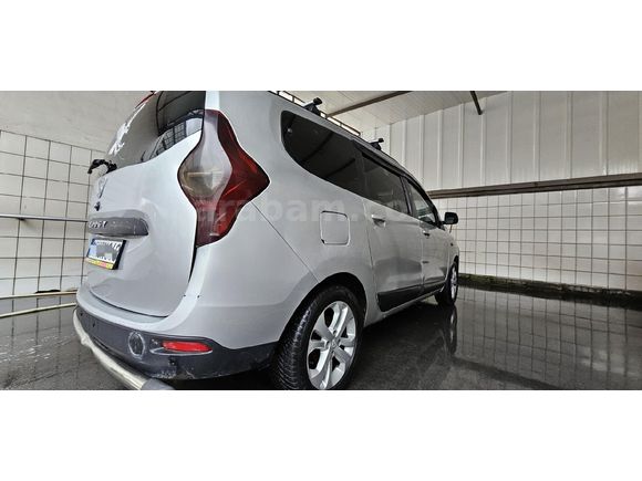 Sahibinden Dacia Lodgy 1.5 dCi Laureate 2013 Model