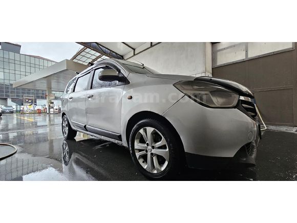 Sahibinden Dacia Lodgy 1.5 dCi Laureate 2013 Model