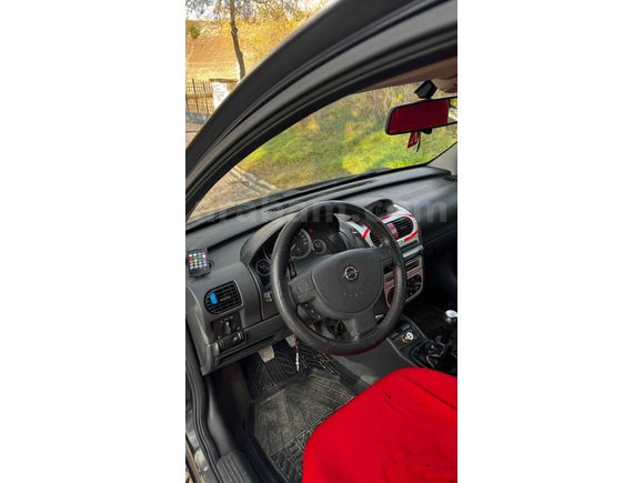 TEMİZ BAKIMLI CORSA