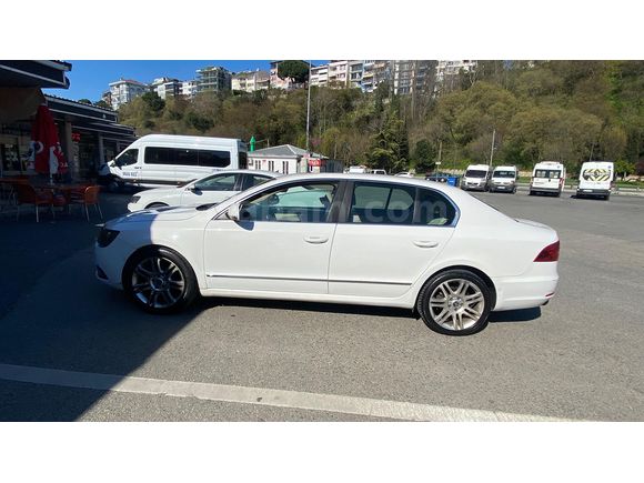Sahibinden Skoda SuperB 1.6 TDI Elegance 2013 Model 
