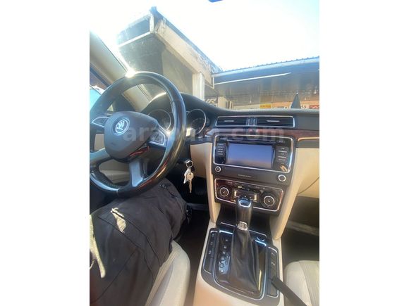 Sahibinden Skoda SuperB 1.6 TDI Elegance 2013 Model 