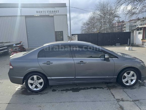 Sahibinden Honda Civic 1.6i VTEC Premium 2011 Model 
