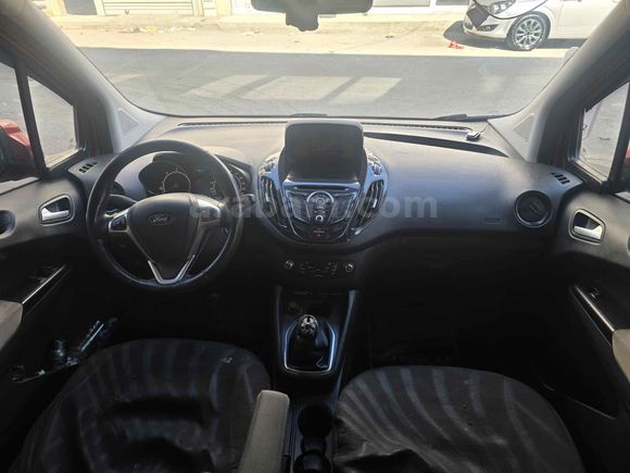 Ford Tourneo Courier 1.5 TDCi Titanium Plus 2018 Model 