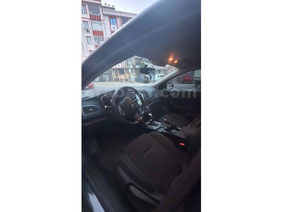 Sahibinden Renault Megane 1.5 Blue DCI Touch 2020 Model 