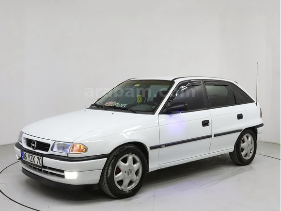 Galeriden Opel Astra 1.6 1997 Model Adıyaman