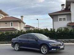 VOLKSWAGEN PASSAT 1.6 TDI CAM TAVAN LANSMAN RENGİ (MIDNIGHT)
