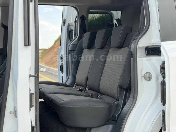 Sahibinden Ford Tourneo Courier 1.5 EcoBlue Deluxe 2024 Model 