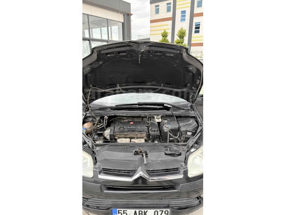 Sahibinden Citroen C4 1.6 SX 2006 Model  246.000 km Siyah