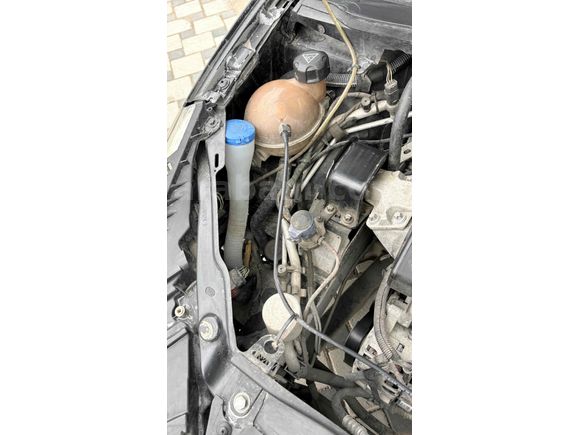 Sahibinden Citroen C4 1.6 SX 2006 Model  246.000 km Siyah