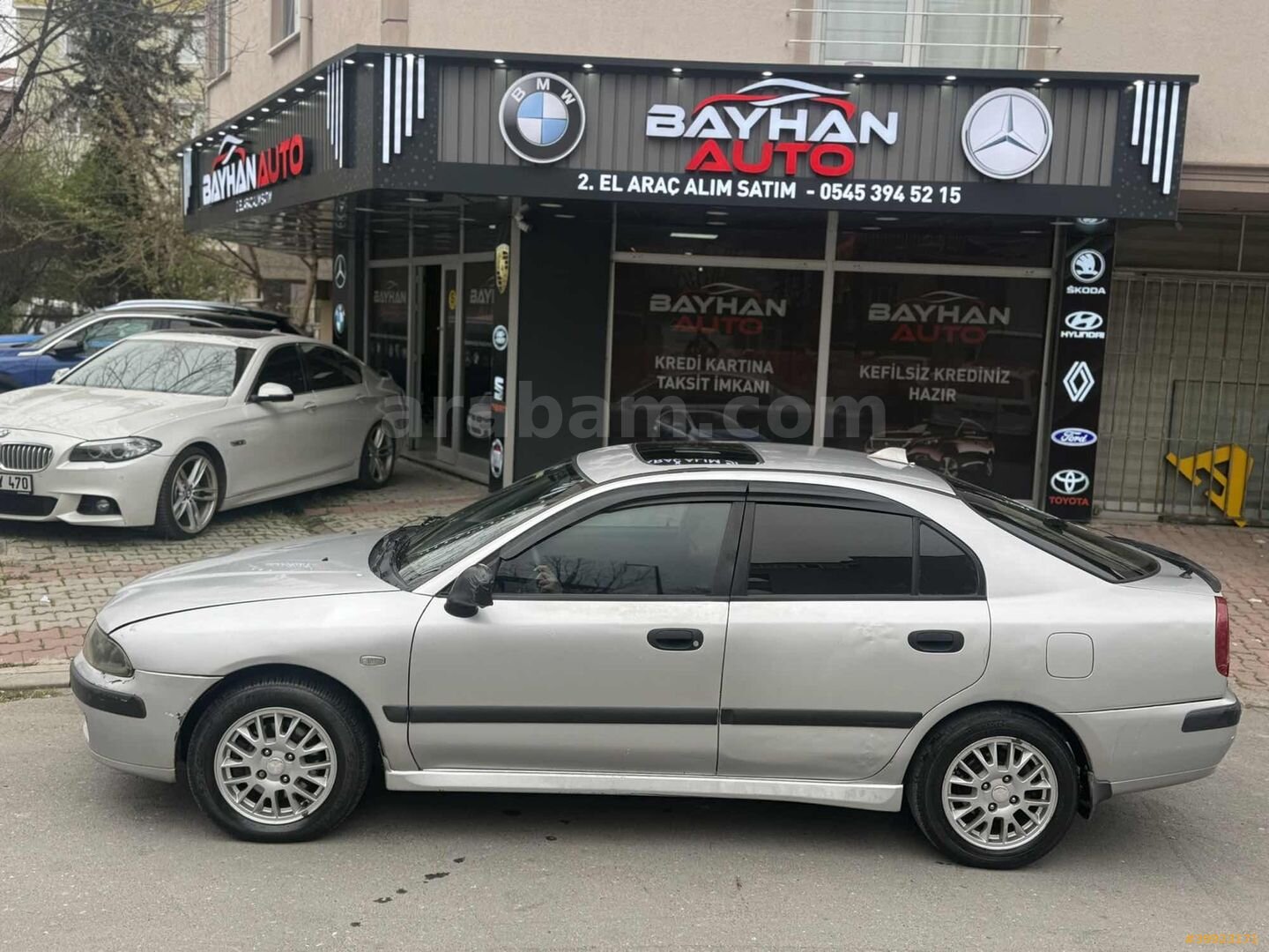 Galeriden Mitsubishi Carisma 1.6 Avance 2002 Model İstanbul 380.000 km Gri 3