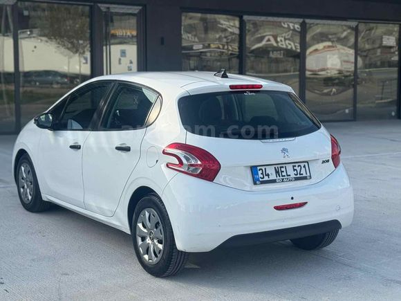 Sahibinden Peugeot 208 1.2 VTi Access 2014 Model 