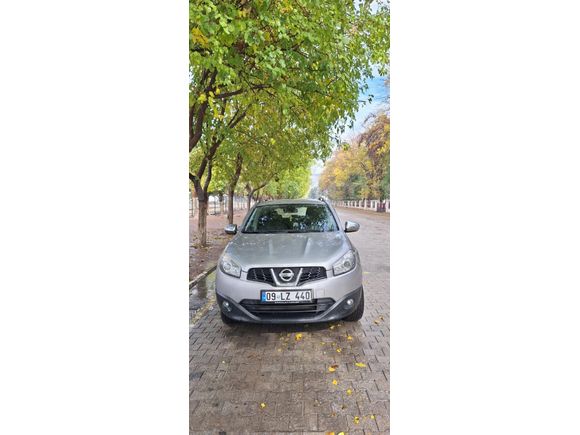 Sahibinden Nissan Qashqai 1.5 dCi Tekna 2010 Model  182.000 km Gri