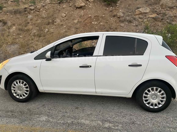 Sahibinden Opel Corsa 1.3 CDTI Essentia 2013 Model 
