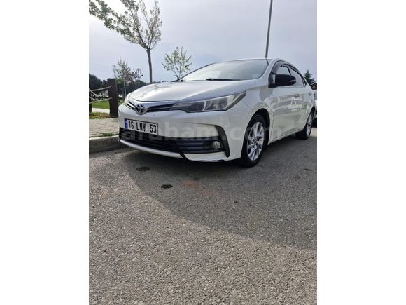 Sahibinden Toyota Corolla 1.4 D-4D Advance 2016 Model ful orjinal 230.000 km Beyaz