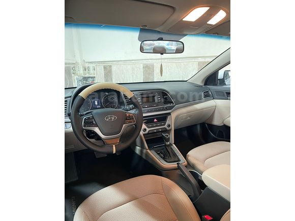 Sahibinden Hyundai Elantra 1.6 CRDi Style Plus 2018 Model 