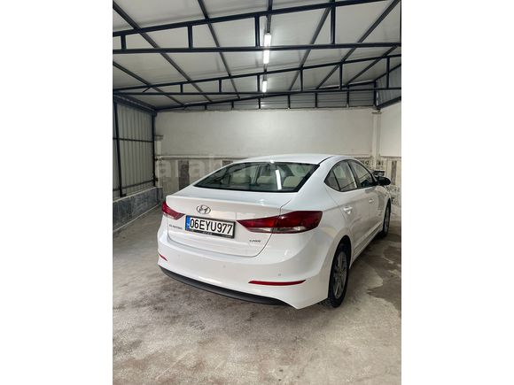 Sahibinden Hyundai Elantra 1.6 CRDi Style Plus 2018 Model 