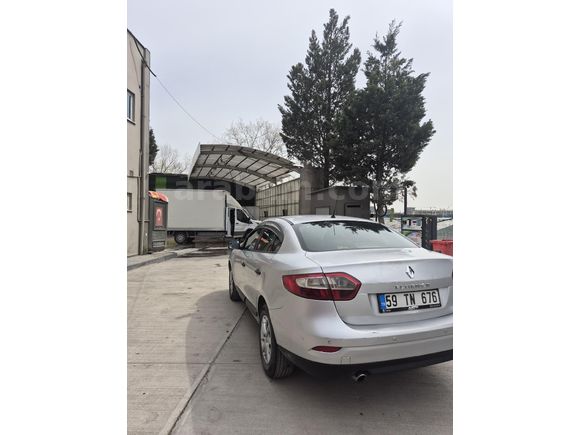 Sahibinden Renault Fluence 1.5 dCi Authentique 2011 Model