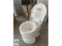 Taşınabilir portatif WC 24 lt adetli mevcuttur Taharet musluklu