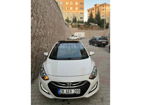 Sahibinden Hyundai i30 1.6 CRDi Elite 2012 Model 