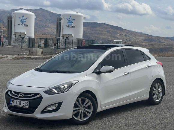 Sahibinden Hyundai i30 1.6 CRDi Elite 2012 Model 
