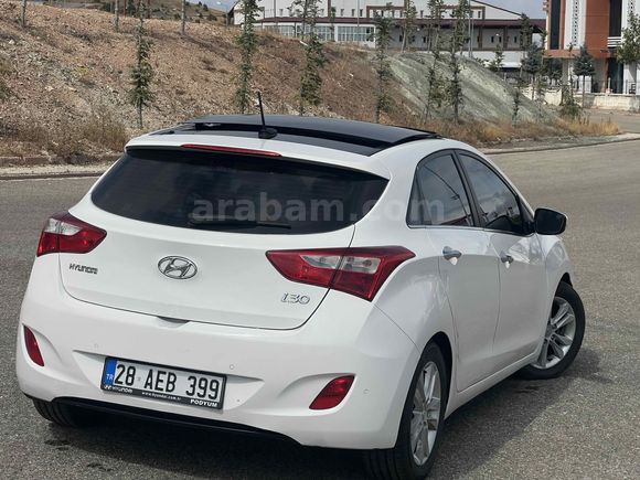 Sahibinden Hyundai i30 1.6 CRDi Elite 2012 Model 