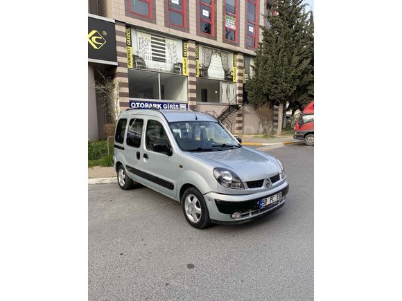 Sahibinden Renault Kangoo 1.5 dCi Expression 2004 Model  415.000 km Gri (Gümüş)