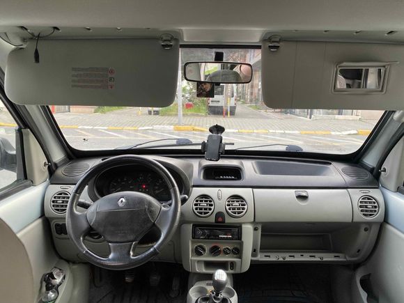 Sahibinden Renault Kangoo 1.5 dCi Expression 2004 Model  415.000 km Gri (Gümüş)