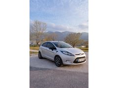 MASRAFSIZ HATASIZ DÜŞÜK KM DE FORD FİESTA