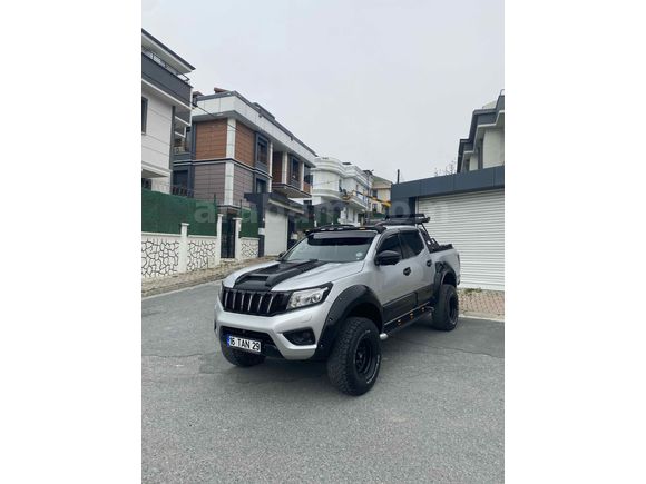 NAVARA PLATİNİUM 2017 HATASIZ BOYASIZ AKSESURARLI