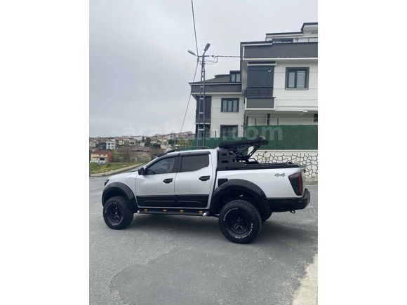 NAVARA PLATİNİUM 2017 HATASIZ BOYASIZ AKSESURARLI