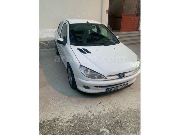 Sahibinden Peugeot 206 1.4 XR 2000 Model 