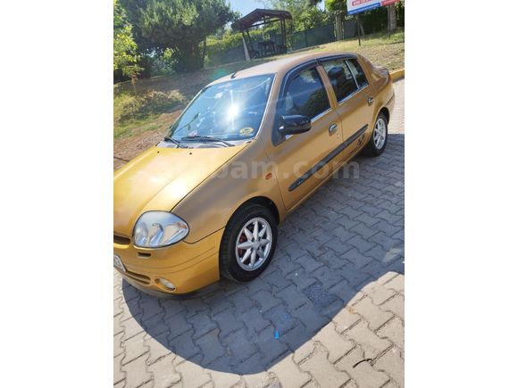 Sahibinden Renault Clio 1.4 2001 Model İstanbul