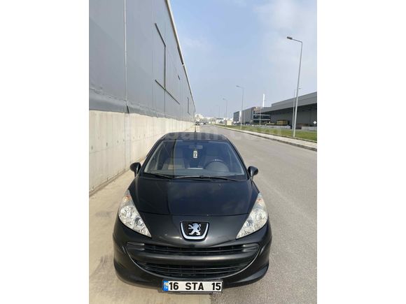Sahibinden Peugeot 207 1.4 Premium 2007 Model  225.000 km Siyah