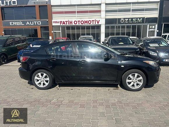 ALTINDAL OTOMOTİVDEN 2010 MAZDA 3 OTOMATİK SİYAH