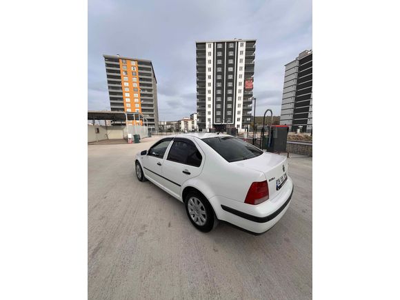 Sahibinden Volkswagen Bora 1.6 Trendline 2001 Model 