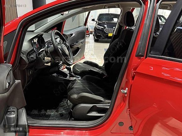 2019 DÜŞÜK KM 1.4 OPEL CORSA OTOMATİK