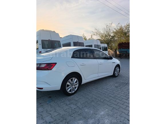 Sahibinden Renault Megane 1.5 Blue DCI Joy 2021 Model