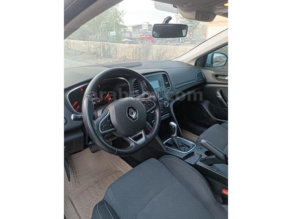 Sahibinden Renault Megane 1.5 Blue DCI Joy 2021 Model