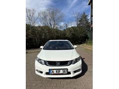 Sahibinden Honda Civic 1.6i VTEC Eco Elegance 2014 Model  101.650 km Beyaz